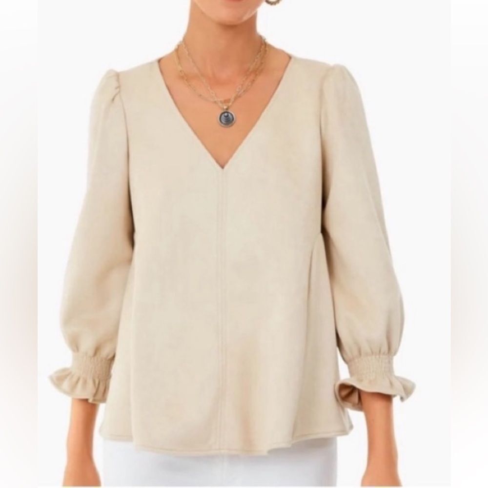Tuckernuck Tan V-Neck Easton Blouse M